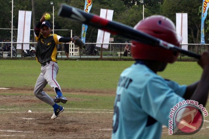 KEJURNAS SOFTBALL JUNIOR 