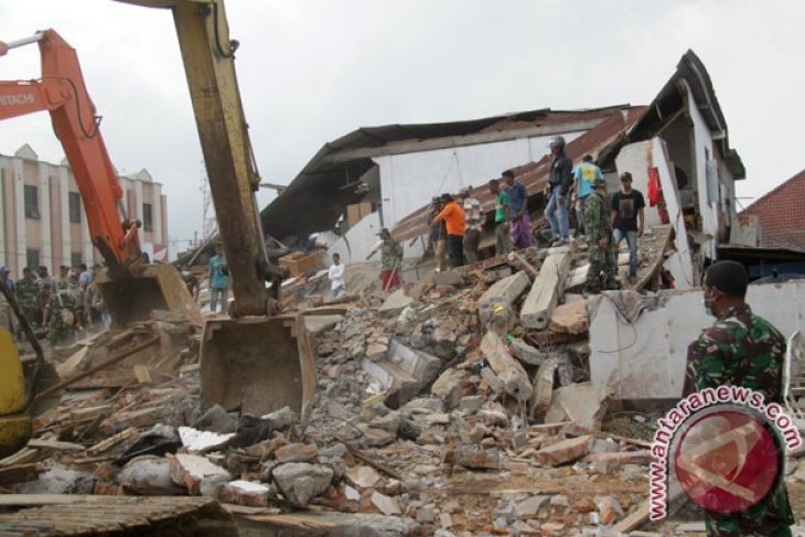 Kekuatan Gempa Pidie Setara Empat Bom Hiroshima