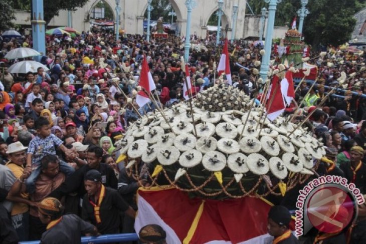 Gunungan Sekaten Solo