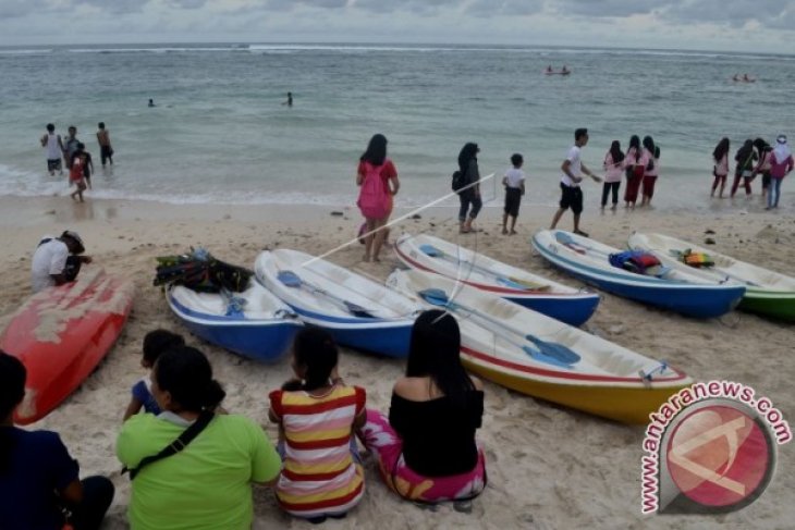 Wisata Pantai Pandawa