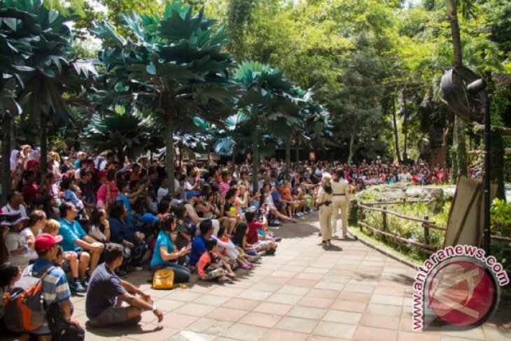 Bali Safari Tambah Jadwal Atraksi Libur Tahun Baru