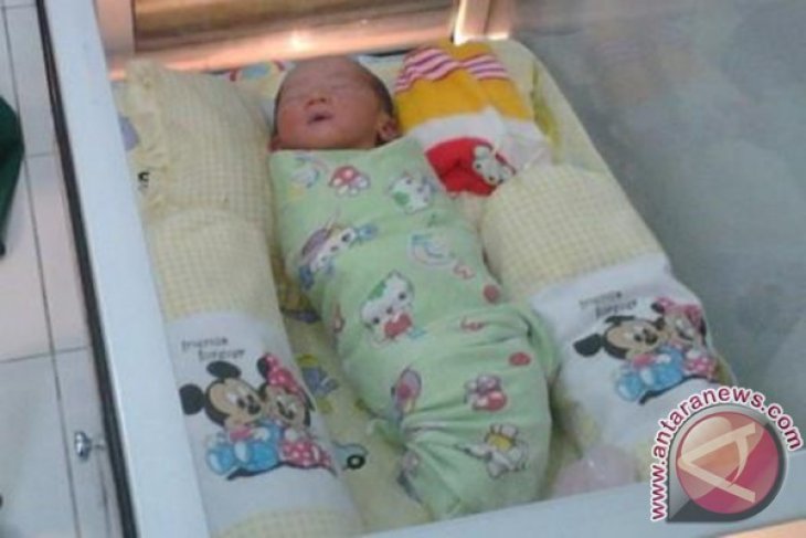 Warga Temukan Bayi
