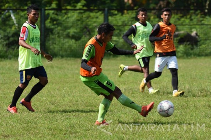 Persebaya Bebas Sanksi PSSI