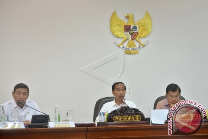 Pembahasan Reformasi Bidang Hukum