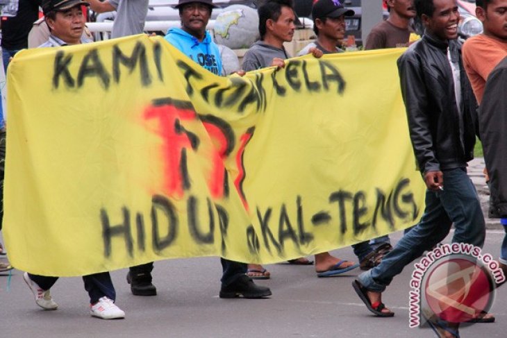 Demo Tolak FPI Di Kalteng