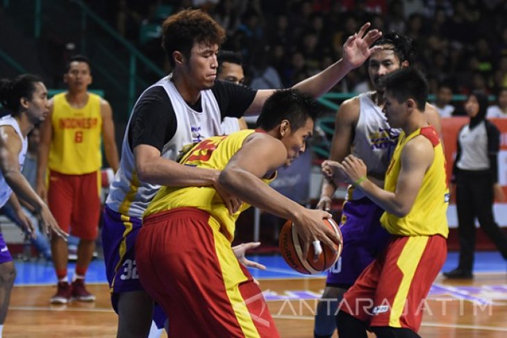 Timnas Basket VS CLS Knights