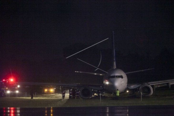 Pesawat Garuda Indonesia Tergelincir 