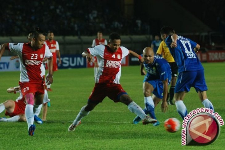 Tak dimainkan PSM lawan Persela, Hamka dkk tanding uji coba di Makassar