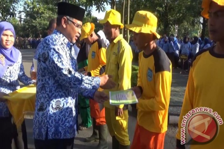 PENGHARGAAN UNTUK PASUKAN KUNING