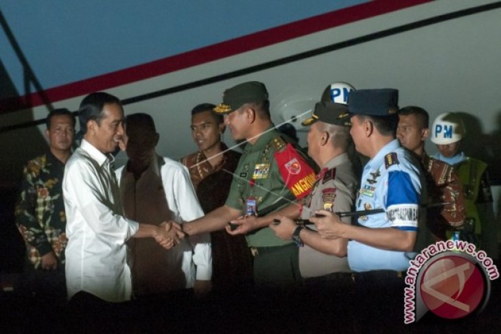 Presiden Joko Widodo Tiba di Ambon