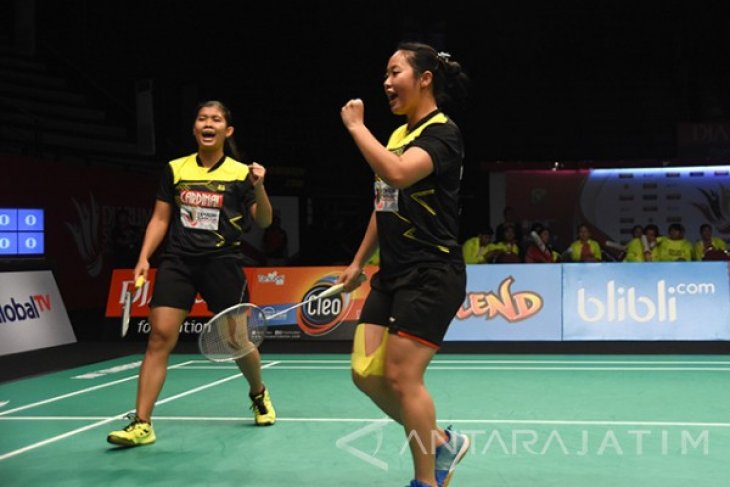 Juara Pertama Djarum Superliga Badminton