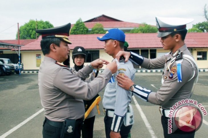 KORLANTAS POLRI MENGADAKAN OPERASI SIMPATIK