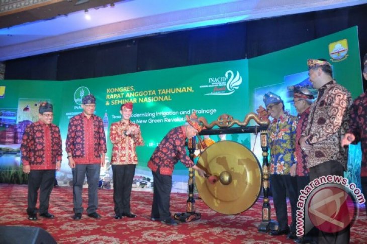 Menteri PUPR minta INACID berkontribusi terhadap irigasi pertanian