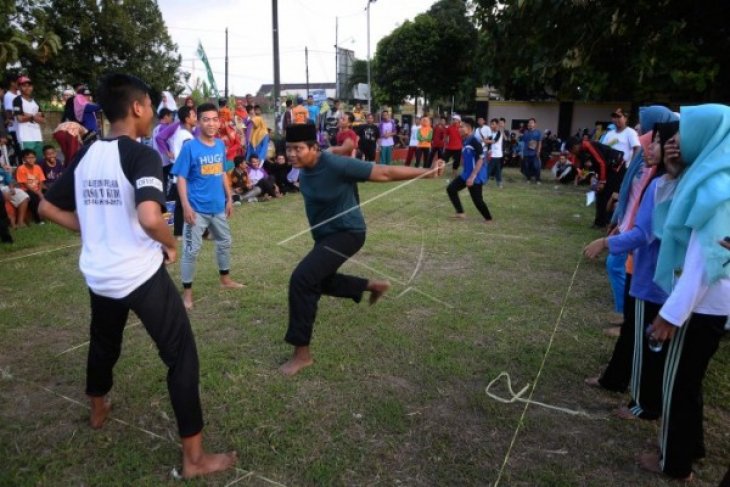 FESTIVAL PERMAINAN TRADISIONAL