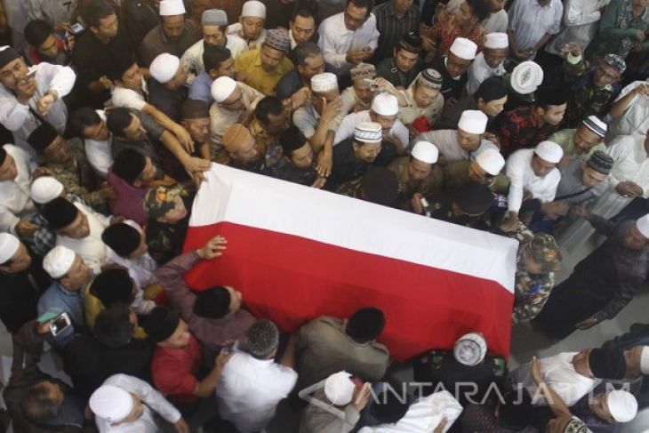 Pelepasan Jenazah Hasyim Muzadi