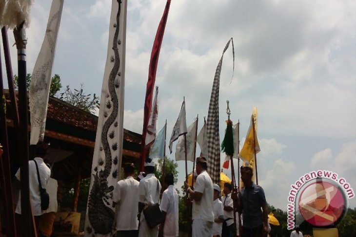 Umat Hindu di Jambi gelar ritual Melasti