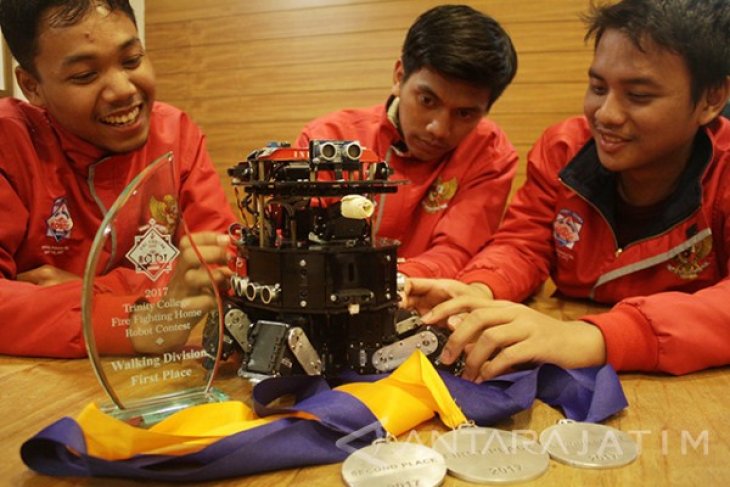 Juara Kompetisi Robot Internasional