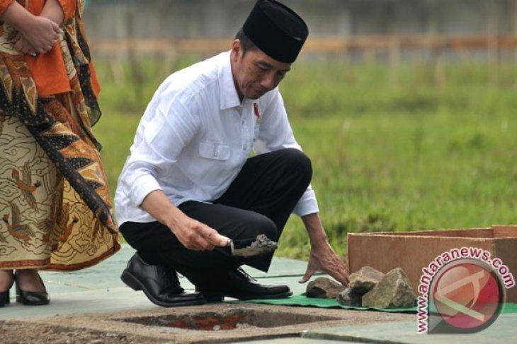 Peletakan Batu Pertama Ponpes