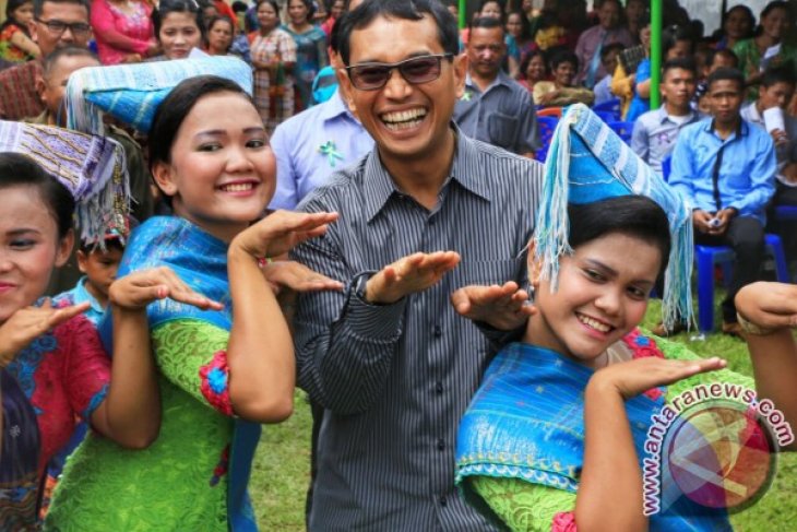 Semangat Baru JR Melayani Masyarakat Simalungun