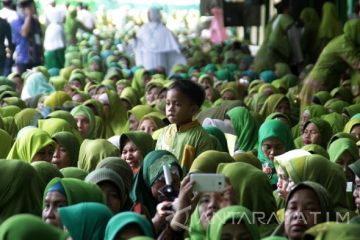 Peringatan Harlah Muslimat NU ke-71