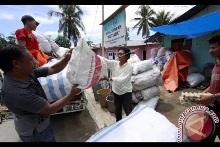 Mitra Binaan Pertamina Hulu Kelola Bank Sampah
