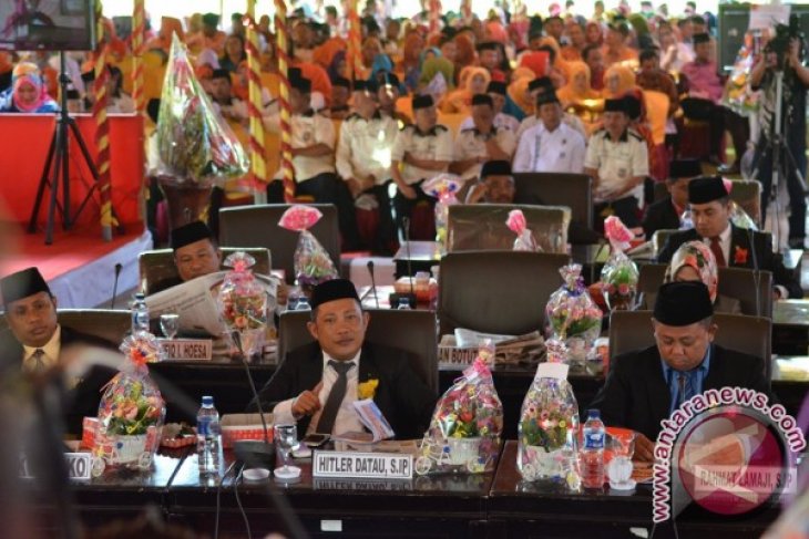 Sidang Paripurna istimewa DPR