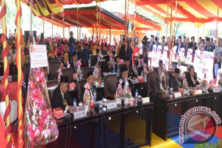 Sidang Paripurna istimewa DPRD