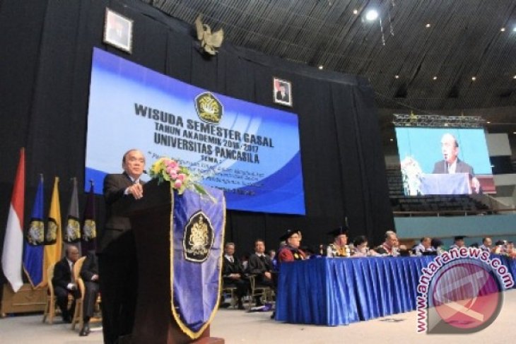 Wisuda Universitas Pancasila Jakarta