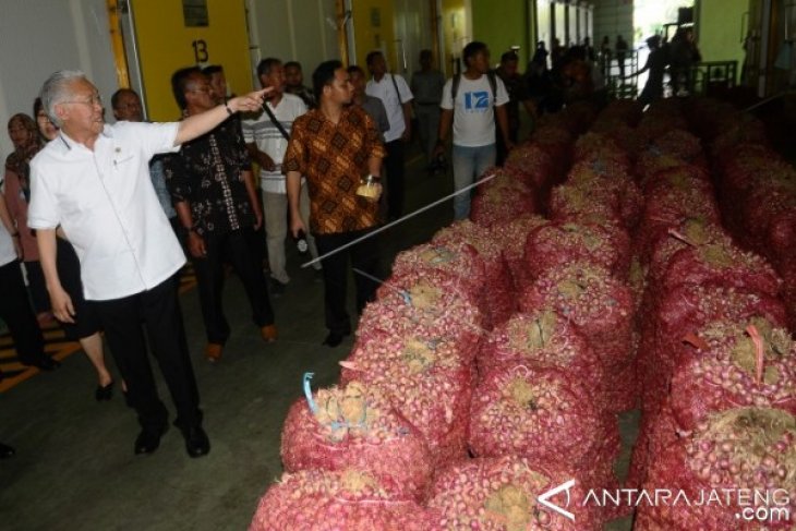 KUNUNGAN KERJA MENTERI PERDAGANGAN