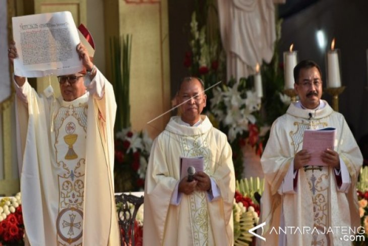 PENAHBISAN USKUP AGUNG SEMARANG