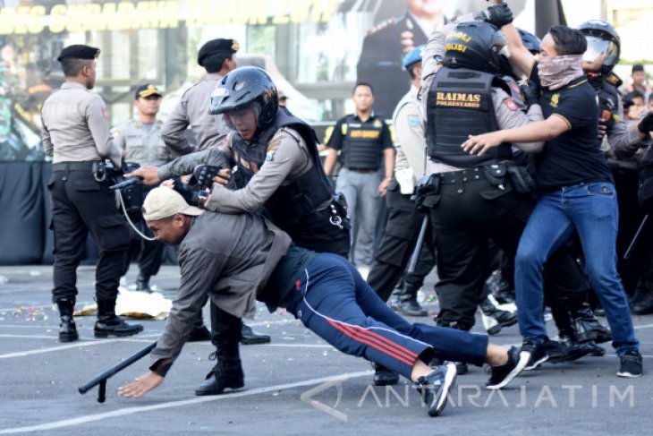 Simulasi Pelatihan Diskresi Kepolisian