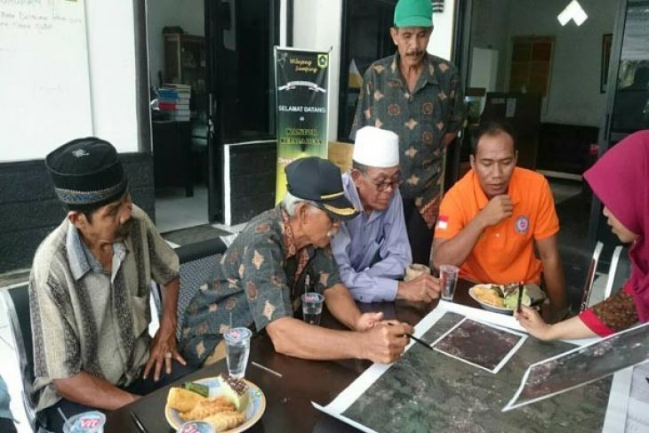 Mahasiswa IPB Bina Desa Purwasari Menjadi Desa Berbasis Digital