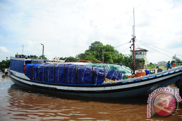 Bea Cukai Amankan Rotan