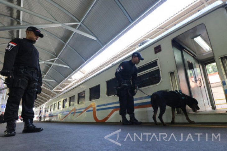 Pengamanan Stasiun Kereta Api