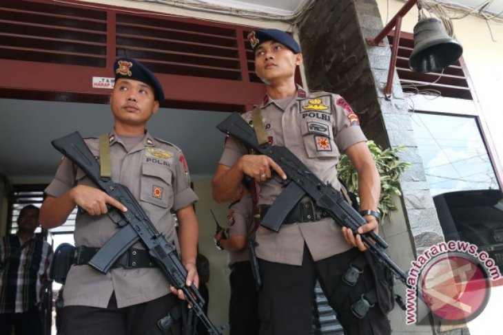 PERKETAT PENGAMANAN POLSEK DI MEDAN