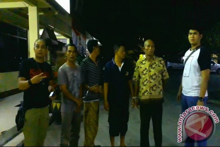 Polisi Banjarmasin Gerebek Rumah Temukan Penjudi Qyu-Qyu