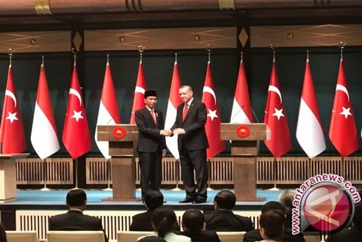 Jokowi, Erdogan Witness Signing of Two Cooperations Agreements