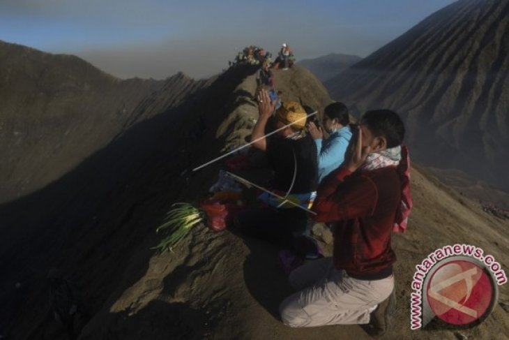 Upacara Kasada di Bromo