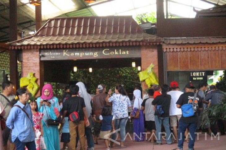 Dampak Sosial Tempat Wisata Kampung Coklat