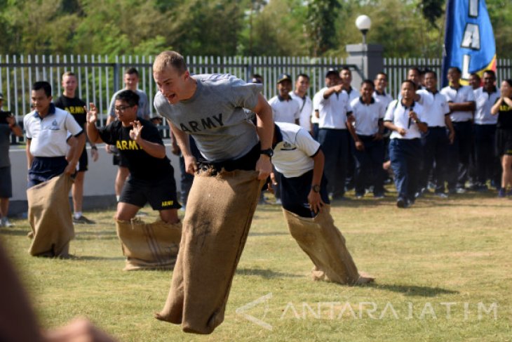 Olahraga Bersama TNI AL dan US Army