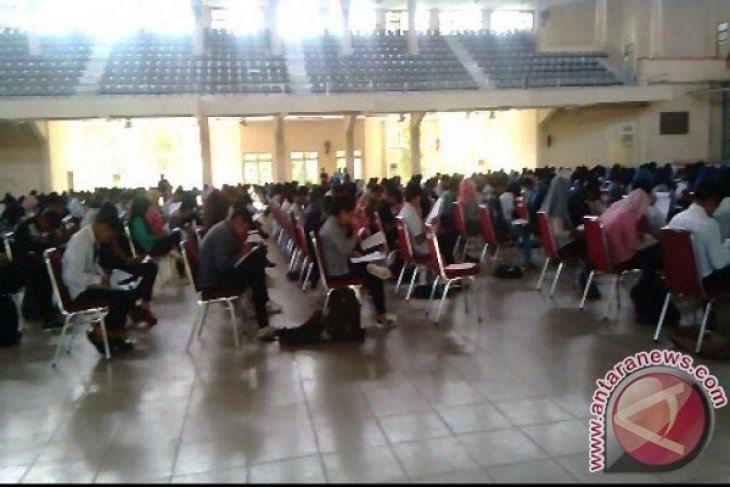 271 lulusan SLTA sederajat ikuti seleksi program vokasi Unja (Video)