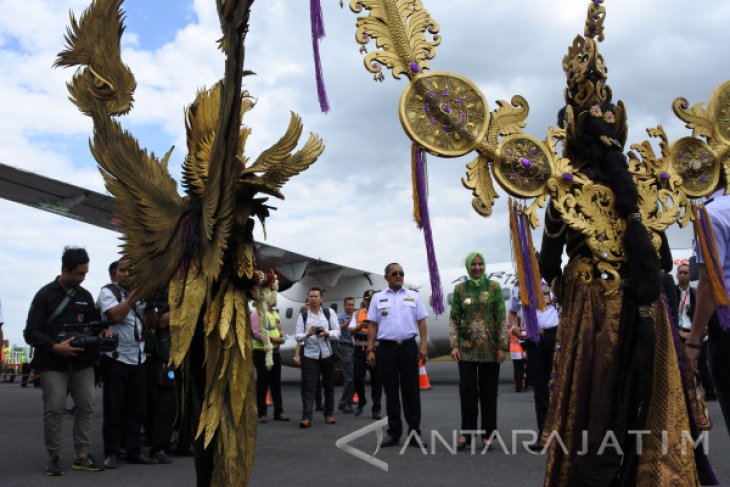 Penerbangan Perdana Surabaya-Jember