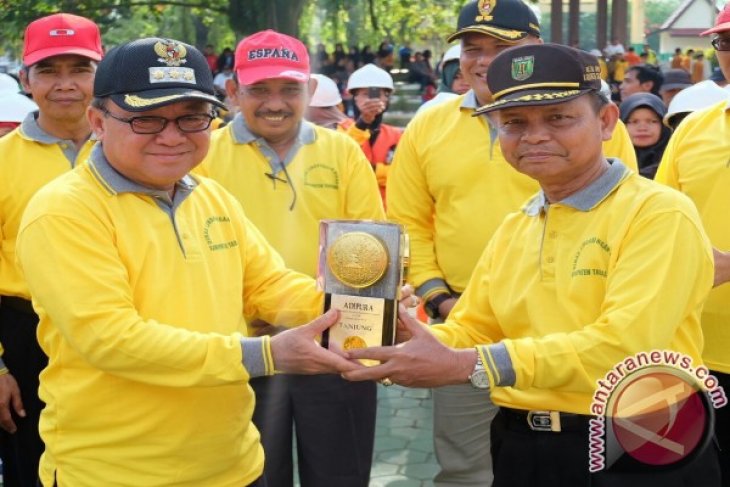 PIALA ADIPURA UNTUK TABALONG