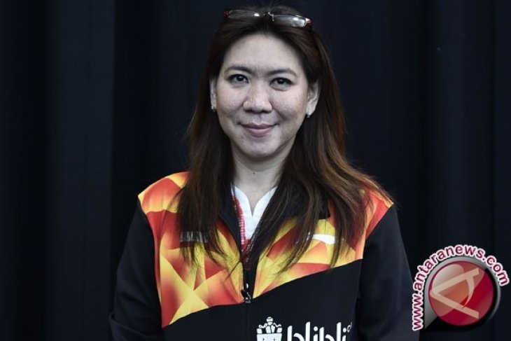 Presiden tanding tenis meja lawan Susi Susanti