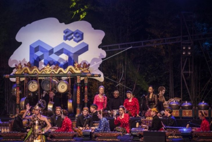 Ini Kelompok Gamelan Asal London Inggris