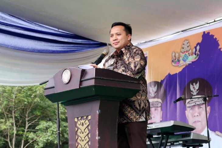 Gubernur Ridho Ficardo Menyetujui UMP Lampung Rp2,24 Juta
