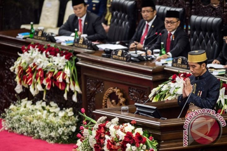 Presiden Ingin Warga Perbatasan Menikmati