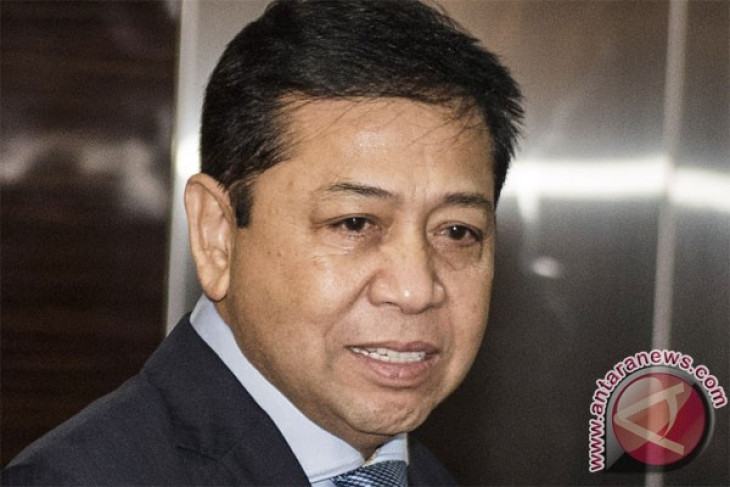 Novanto again returns Rp862 million to anti-graft agency