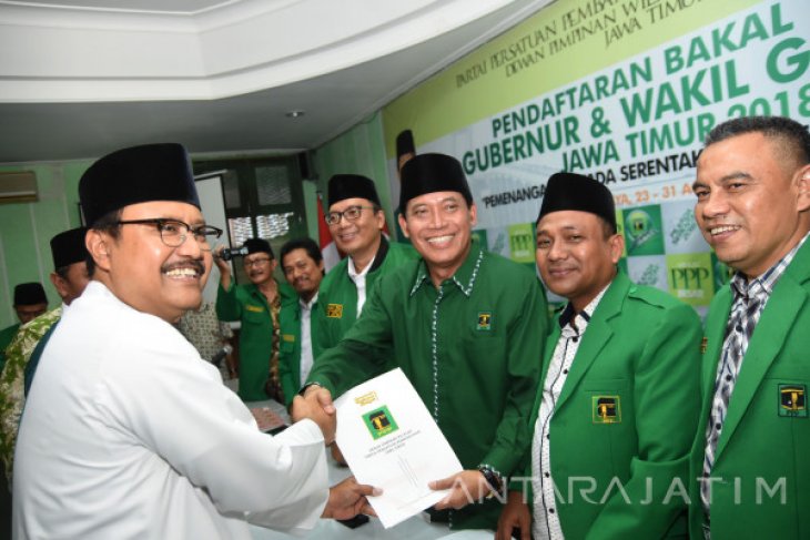 Pendaftaran Bakal Calon Gubernurn Jatim