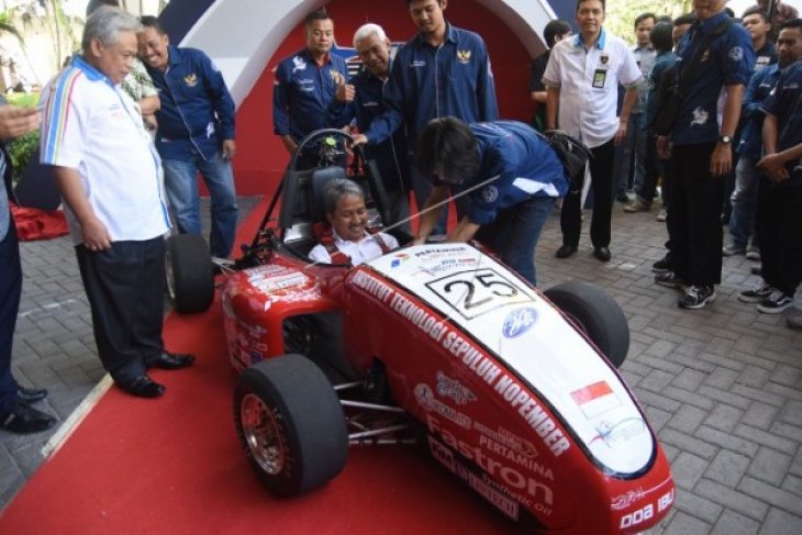 Mobil Formula Buatan ITS